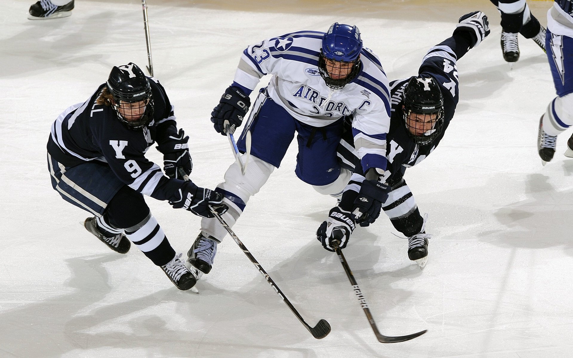 篮球与地缘,当NBA总决赛的战术板遇上伊朗末节的关键球
